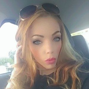 Meet your Posher, Desiree